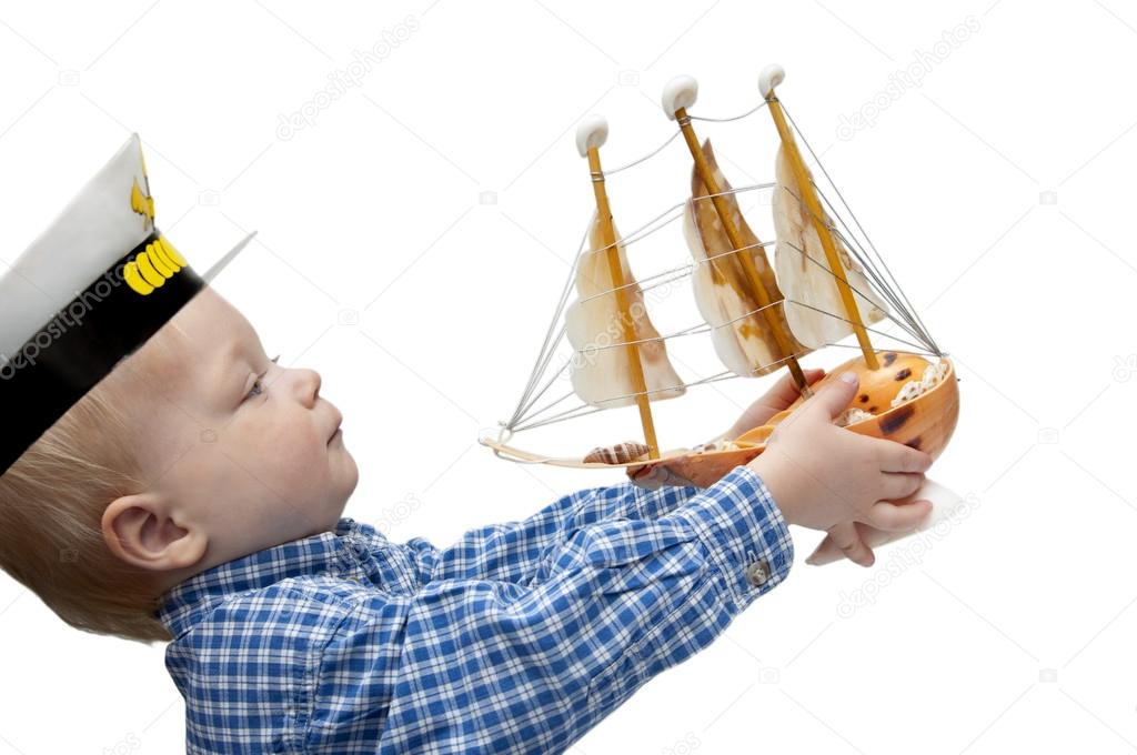 Small captain with the ship