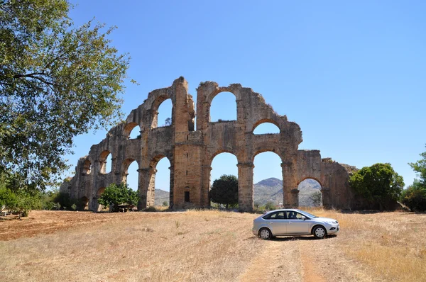 Ruinas de acueducto en Aspendos — Foto de Stock