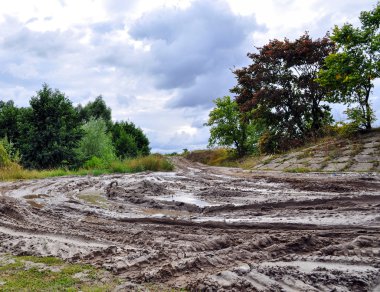 Offroad, doğal toprak arazi
