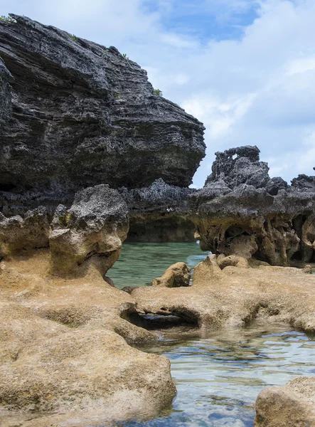 Colunas de pedras calcárias — Fotografia de Stock