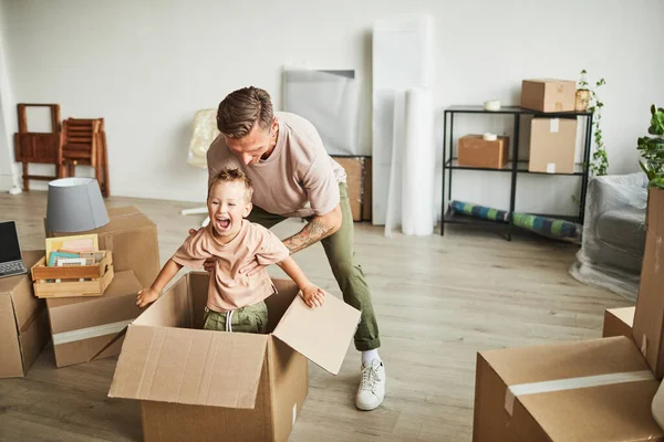 Father and Son Playing with Boxes — Stock Photo, Image