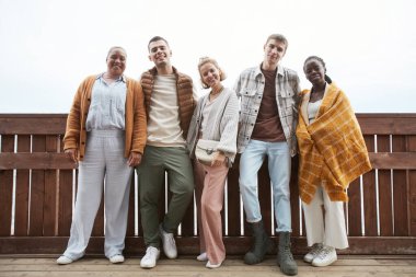 Moda Gençler Açık Hava