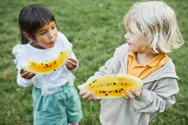 Kids Eating Watermelon at Picnic — Stock Photo, Image