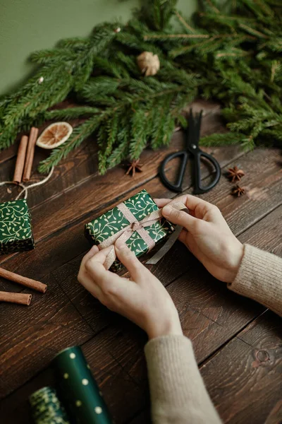 Pequeno presente de Natal — Fotografia de Stock