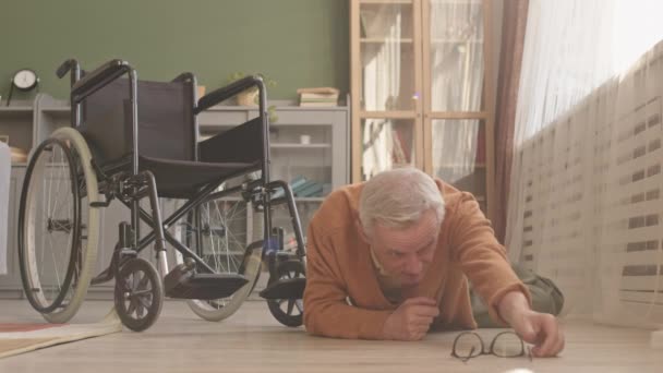 Full Shot Senior Caucasian Man Physical Disability Reaching His Eyeglasses — Stock Video