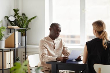 İş adamları toplantısı