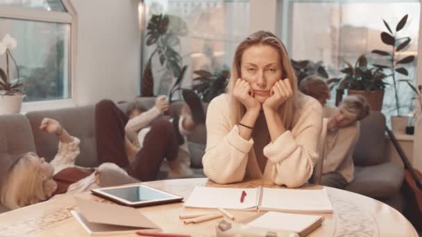 Waist Tired Caucasian Woman Sitting Table Living Room Head Hands — Stock Video