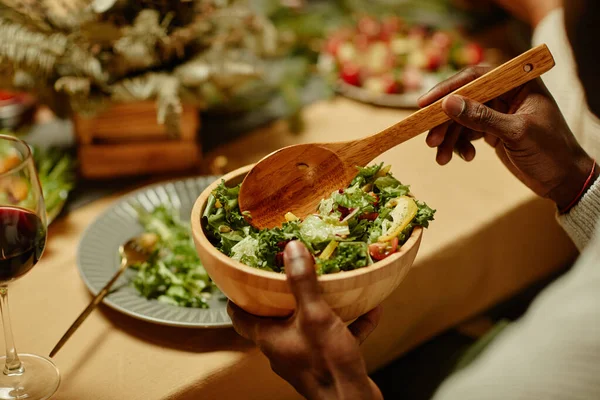 Deliciosa comida en la cena — Foto de Stock