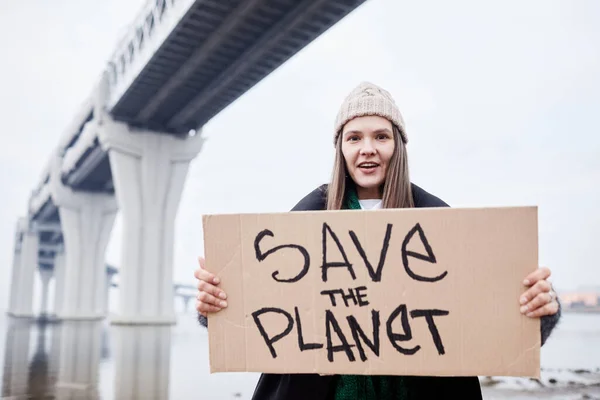 環境のための女性の抗議 — ストック写真