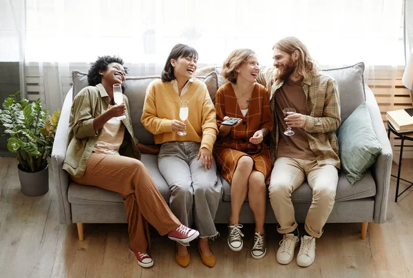 Friends having fun during a party — Stockfoto