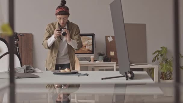 Medium Shot Young Female Photographer Taking Photos Camera Breakfast Table — Wideo stockowe