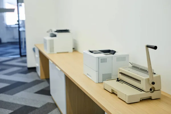 Nyomtatóterem az irodában — Stock Fotó