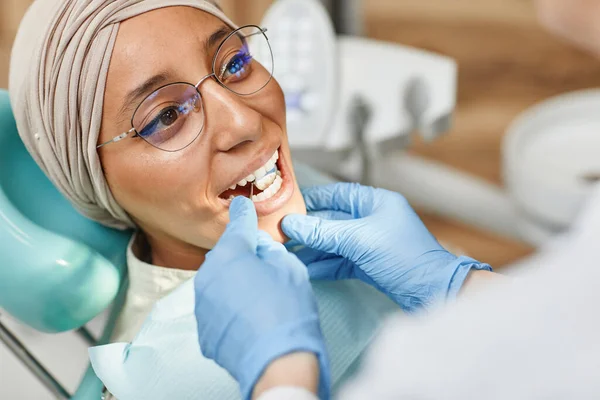 Exame Dental na Clínica — Fotografia de Stock