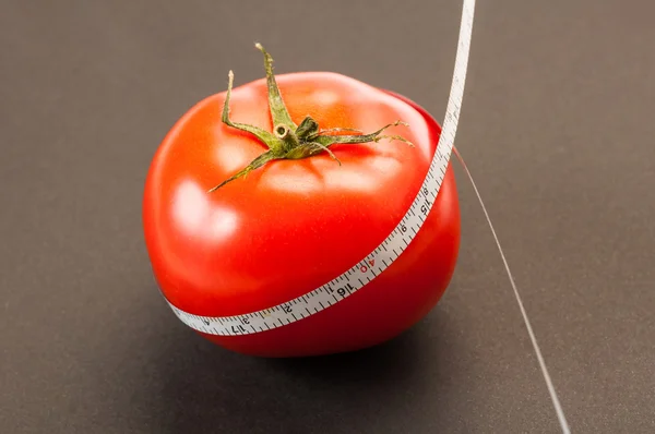 Diät mit roten Tomaten — Stockfoto