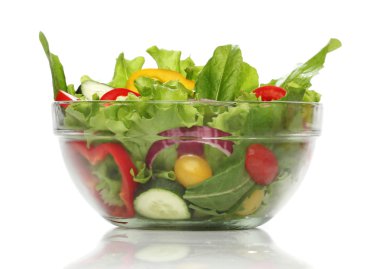 üzerinde beyaz bitti izole bir kase lezzetli salata