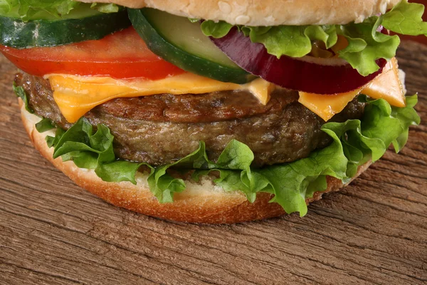 Close up van een smakelijke hamburger — Stockfoto