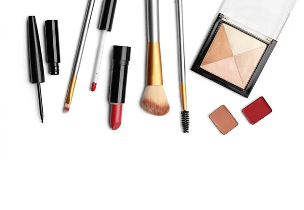 Make Produkte Professionelle Kosmetik Auf Weißem Hintergrund Bild Mit Kopierraum — Stockfoto