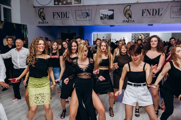 Kharkiv Ucrania Personas Bailando Kizomba Pista Baile —  Fotos de Stock