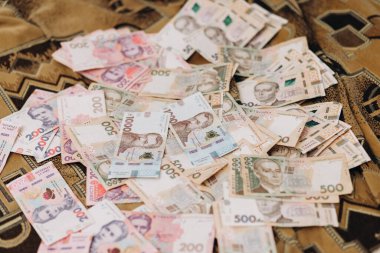 1000 Hryvnia 'nın banknotları. Ukrayna Hryvnia 'sı. Ukrayna Para Birimi