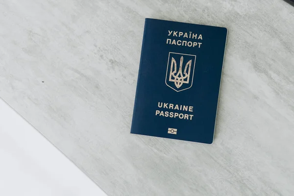 Modrý Pas Ukrajiny Leží Hřivně — Stock fotografie