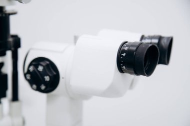 İnsansız geniş beyaz diş muayenehanesi