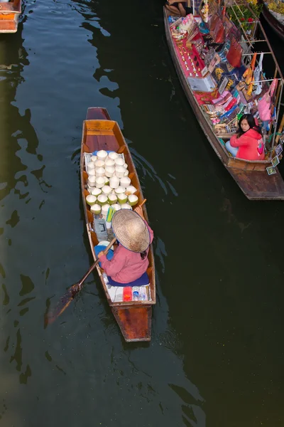 Damnoen saduak flytande marknaden — Stockfoto