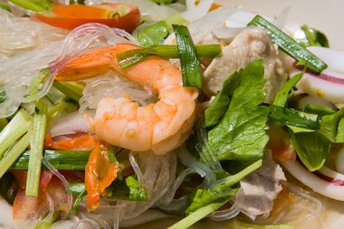 Deniz ürünleri salatası