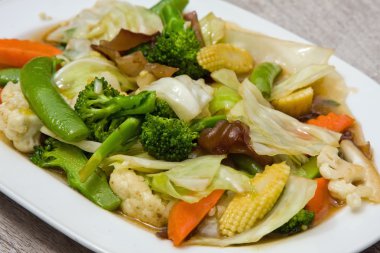 Brokoli salatası.