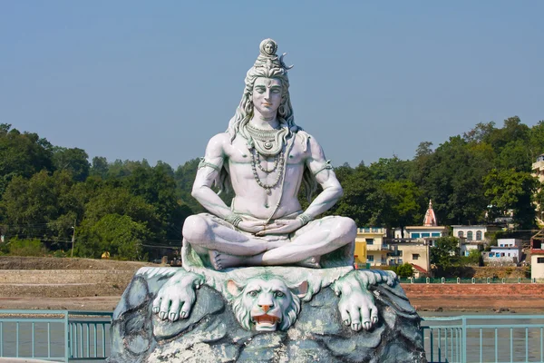 Shiva staty i rishikesh, Indien Stockbild