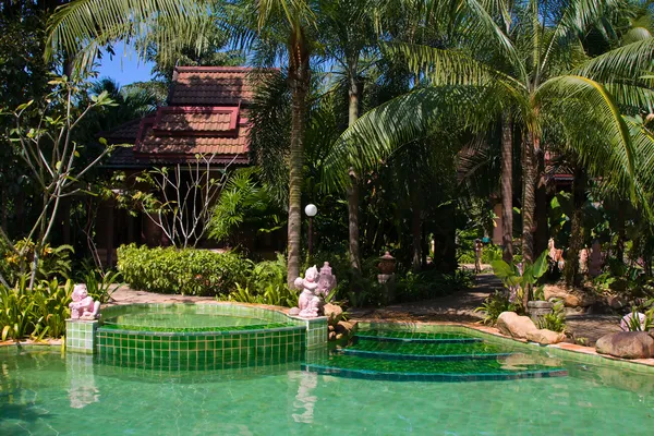 Swimming pool — Stock Photo, Image