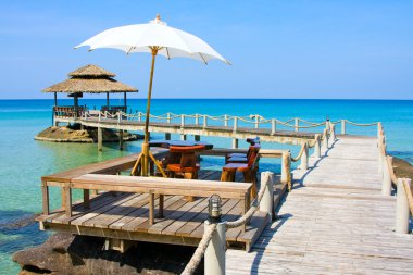 ahşap iskele tropik cenneti