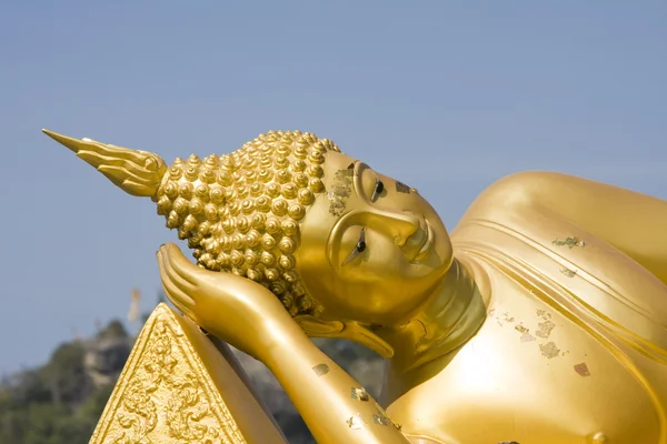 Liggande buddha — Stockfoto