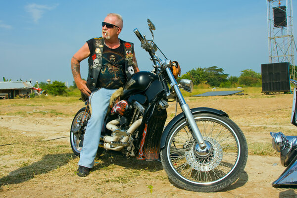 HUA HIN, THAILAND - DEC 4: Participants in Hua Hin Bike Week on December 4, 2010 in Hua Hin, Thailand . Bikers from all over Thailand came to Hua Hin.