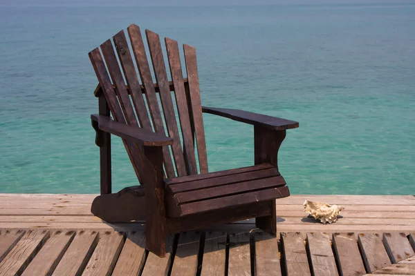 Chaise sur la plage — Photo