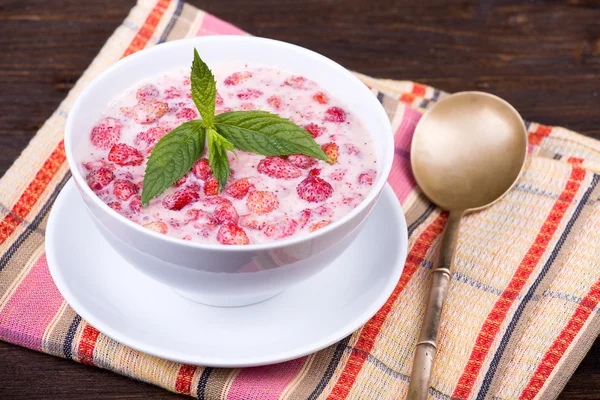 Strawberry in yogurt — Stock Photo, Image