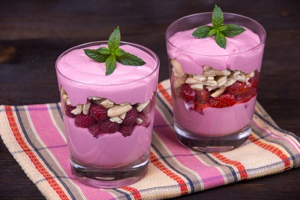 Strawberry and raspberry smoothie — Stock Photo, Image