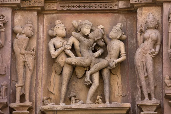 Erotic temple in Khajuraho, India. — Stock Photo, Image