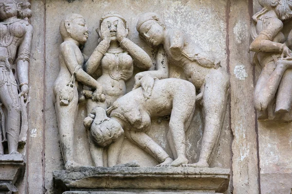 Erotic temple in Khajuraho, India. — Stock Photo, Image