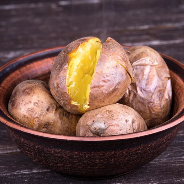 Bakad potatis — Stockfoto