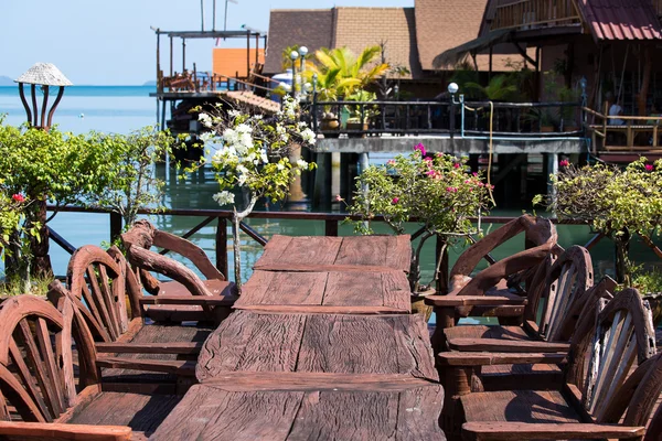 Table and chairs with a beautiful sea view . Thailand . — Stock Photo, Image