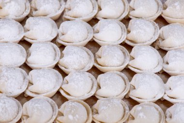 geleneksel Rus yemeği - mantı