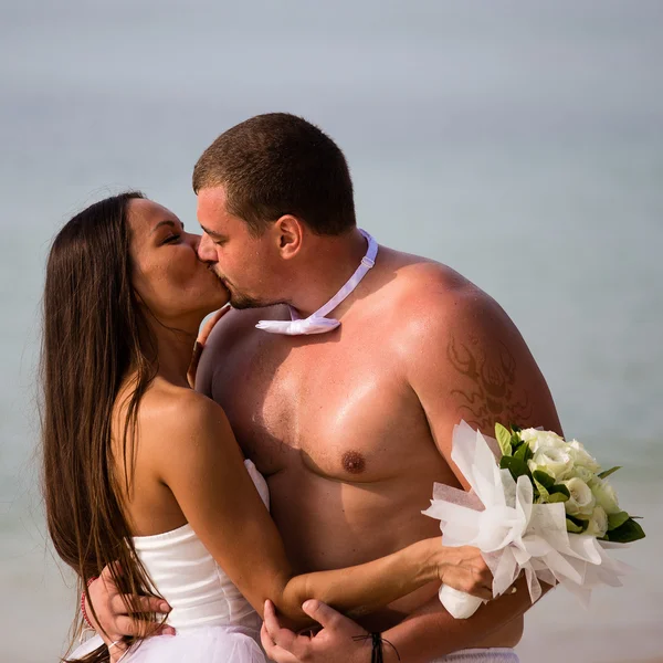 Bride and groom — Stock Photo, Image