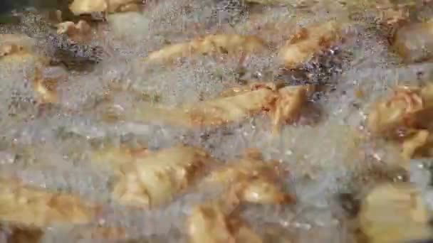 Cooking fried banana — Stock Video