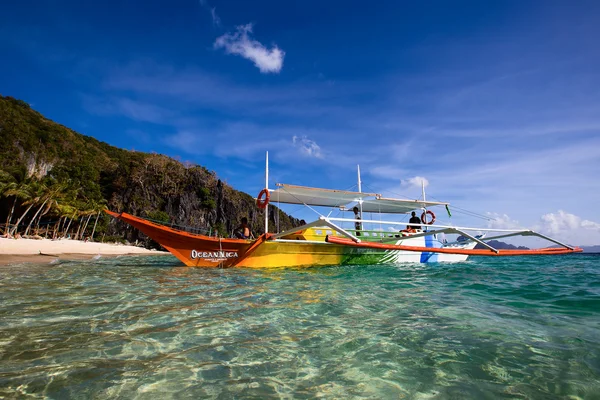 Praia tropical em El Nido, Filipinas — Fotografia de Stock