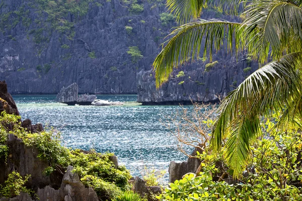 菲律宾爱妮岛，美妙的咸水湖 — 图库照片