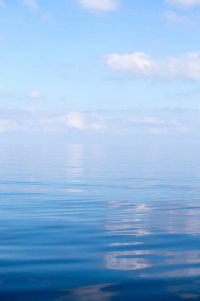 Perfect sky and water — Stock Photo, Image