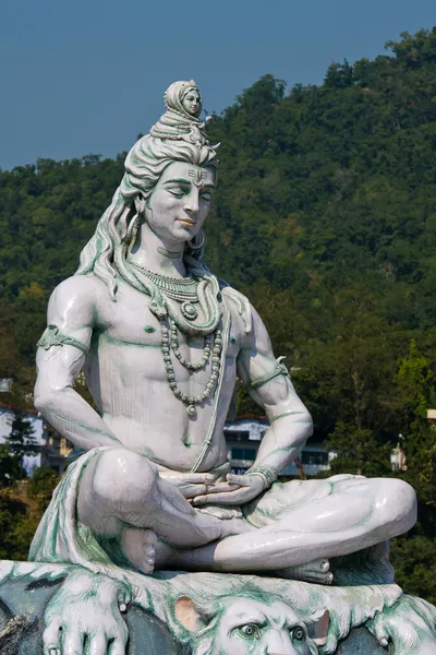 Shiva standbeeld in rishikesh, india — Stockfoto