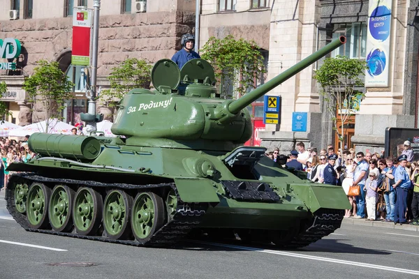 Parade overwinning in Kiev, Oekraïne — Stockfoto