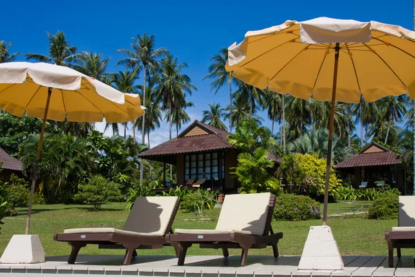 Tropical beach in Thailand — Stock Photo, Image