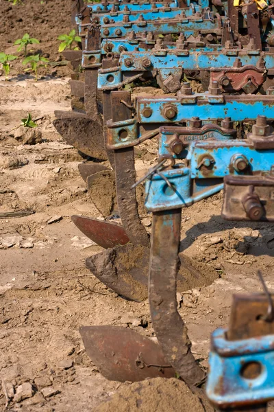 Máquina agrícola em campo, Ucrânia — Fotografia de Stock